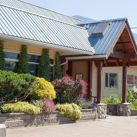The Lodge At Arrow Lakes Nakusp Exterior photo